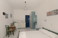 huize dora dio, batsi op andros