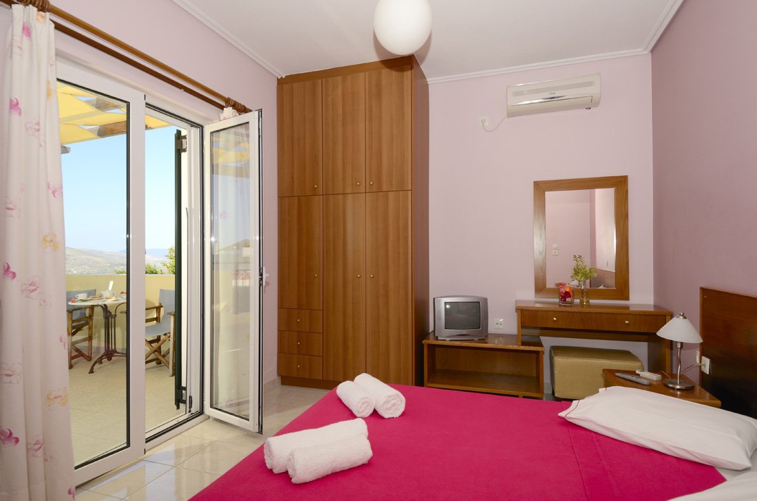 huize politia, karystos, zuid- evia