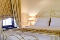 villa kerasia, milies op pilion