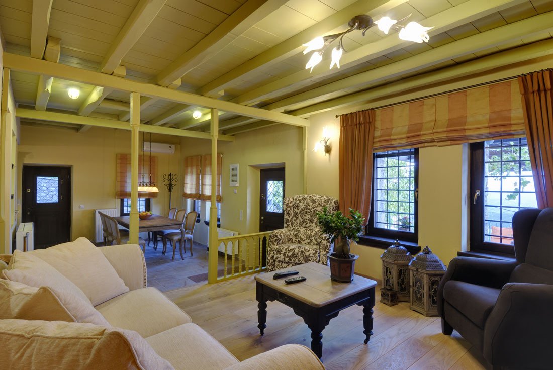 villa kerasia, milies op pilion