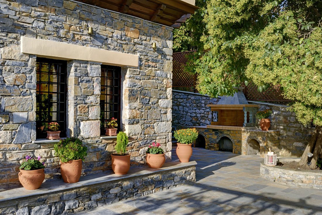 villa kerasia, milies op pilion