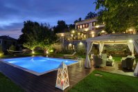 villa kerasia, milies op pilion