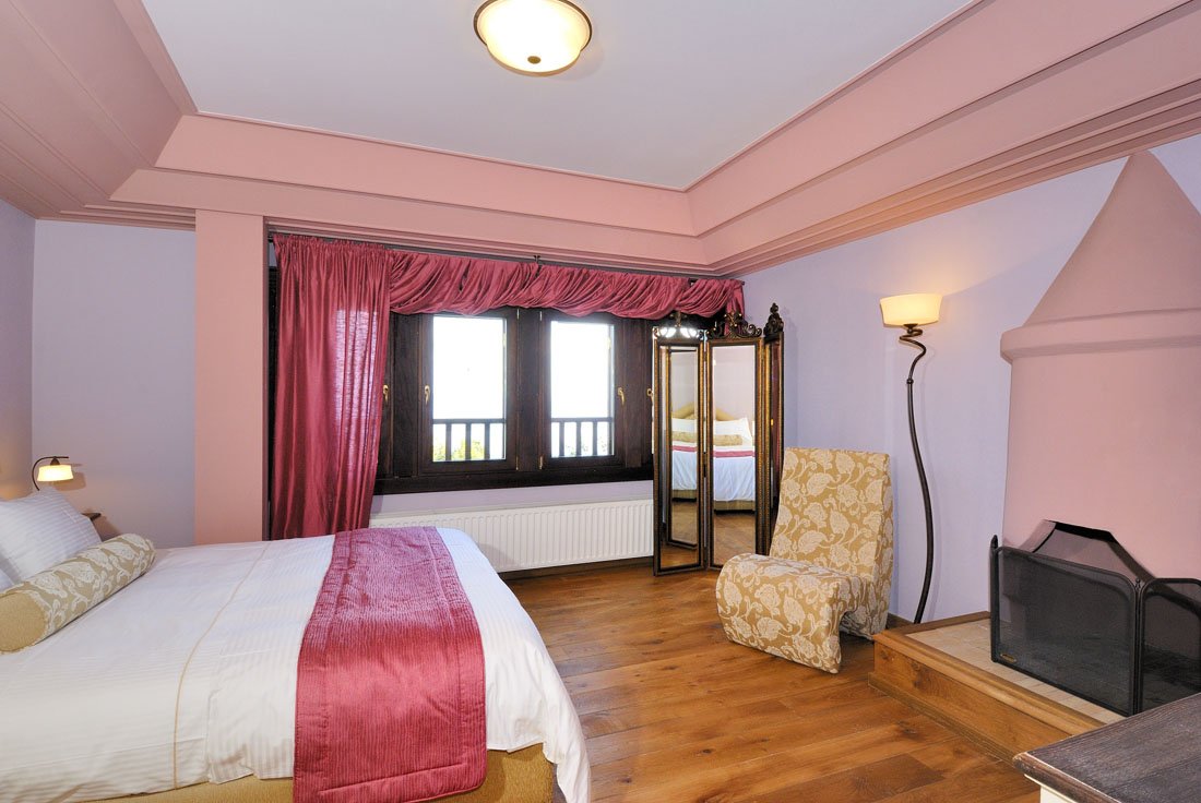 villa kerasia, milies op pilion