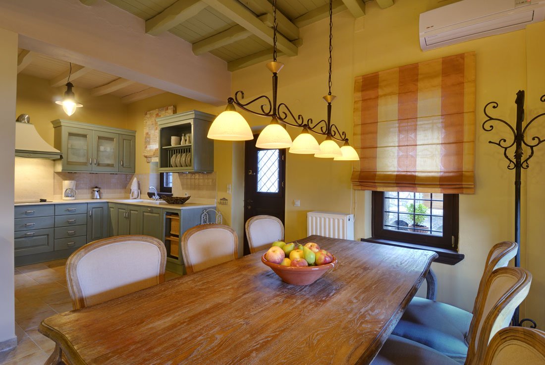 villa kerasia, milies op pilion