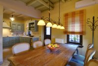 villa kerasia, milies op pilion