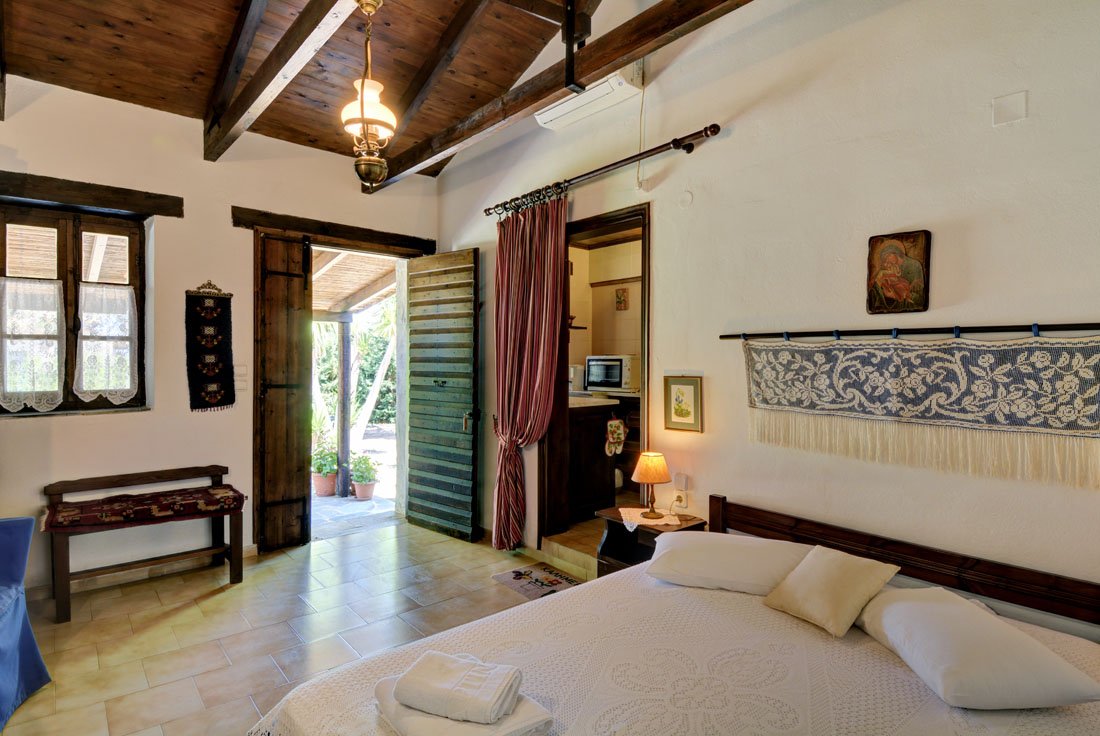 myrties stone houses, vassilikos op zakynthos