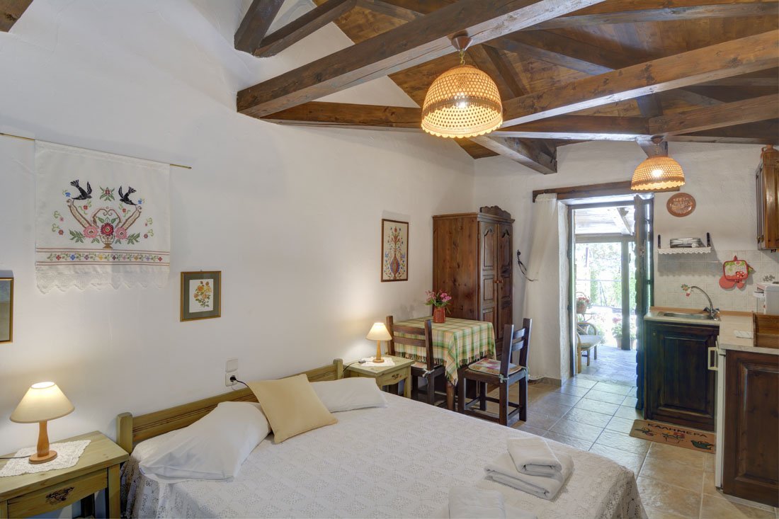 myrties stone houses, vassilikos op zakynthos