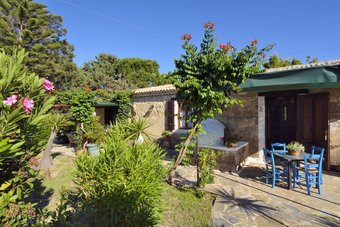 myrties stone houses, vassilikos op zakynthos