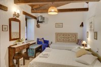 myrties stone houses, vassilikos op zakynthos