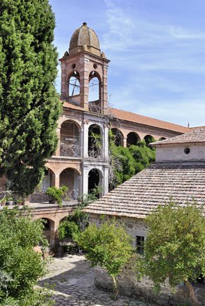 kerken en kloosters op lesbos, griekenland