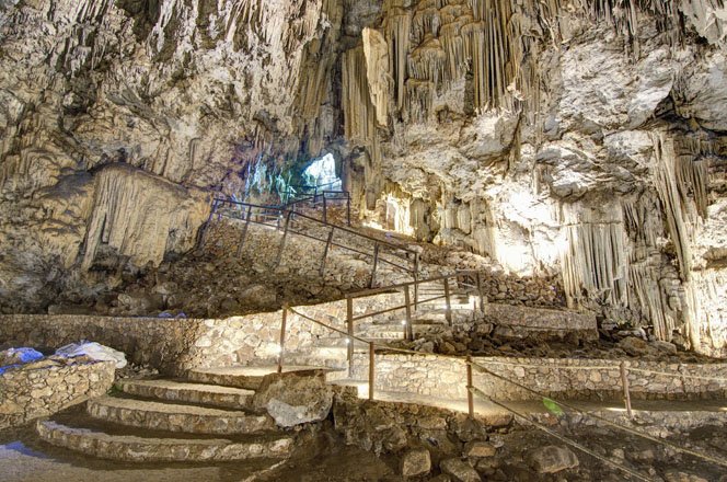 melidoni cave op kreta