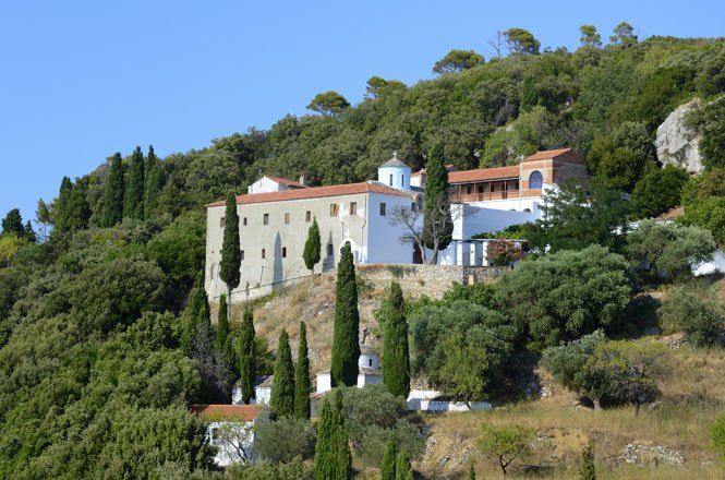 kerken en kloosters op skopelos, griekenland