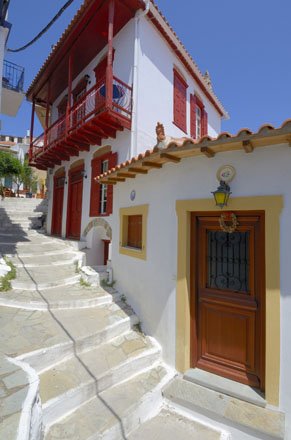 de architectuur op skopelos, griekenland