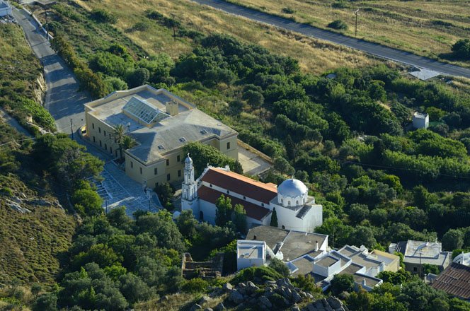 xombourgo op tinos, griekenland
