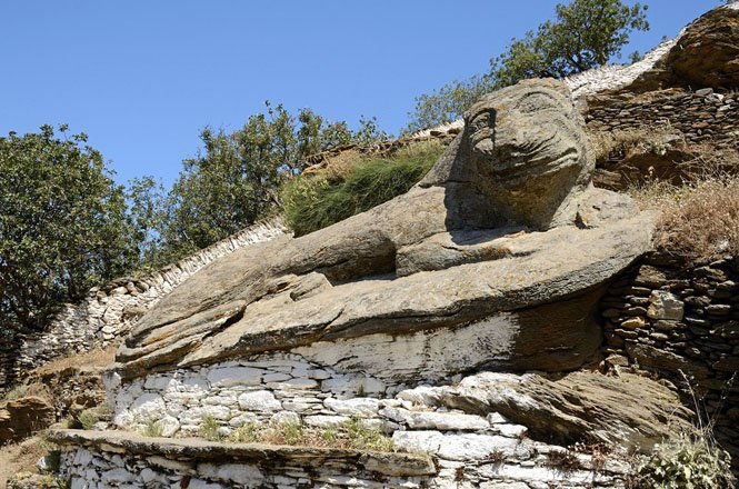 lionda, de leeuw van kea, griekenland