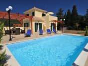 villa's sami beach, sami op kefalonia 