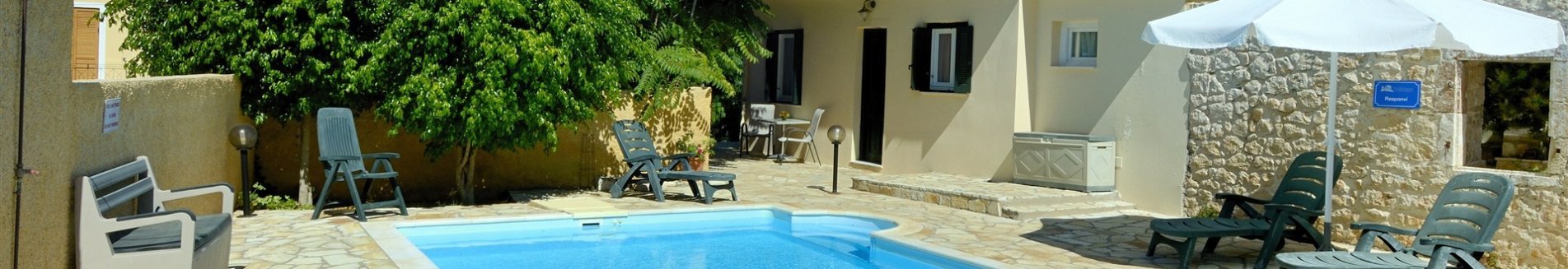 huize responvi, vathi op ithaki.jpg