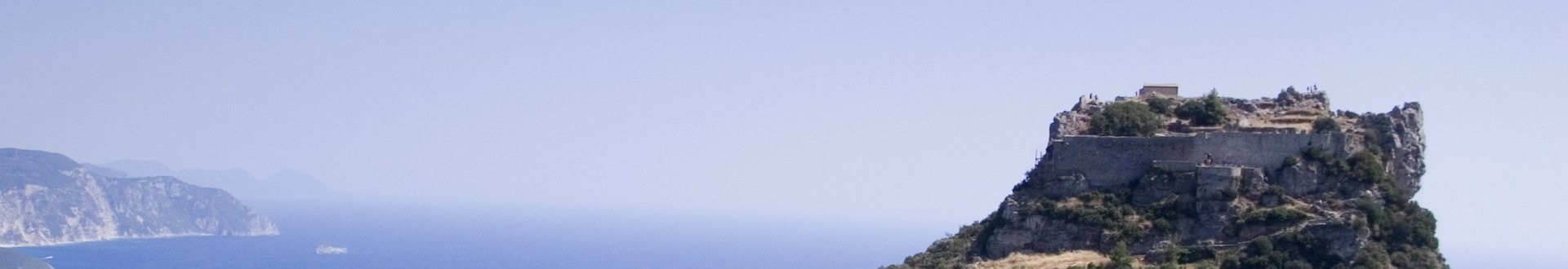 het kasteel angelokastro op corfu.jpg