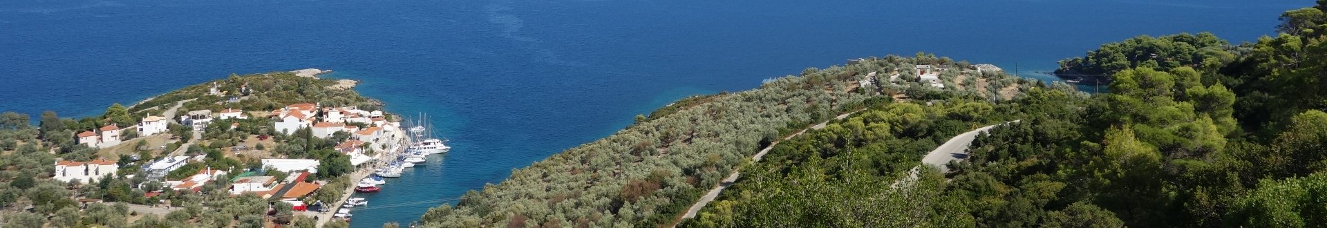 het dorp steni vala op alonissos.jpg