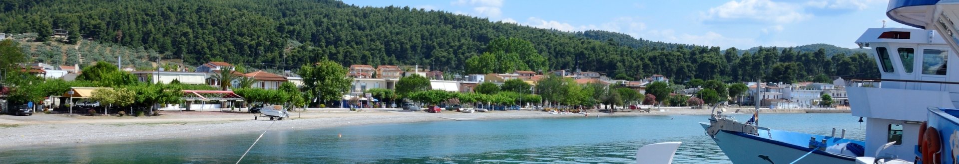 het dorp pefki in het noorden van evia.jpg