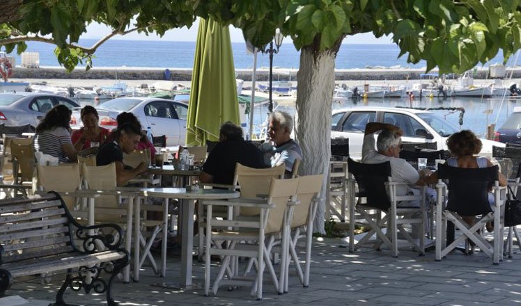 de stad karystos op evia