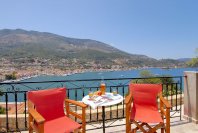 huize lykithes in vathi op ithaki_1.jpg