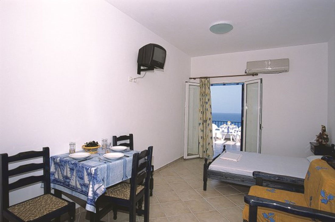 huize evi in agia pelagia op kythira_5.jpg