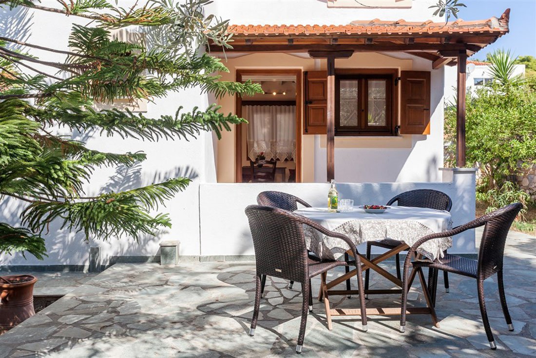 kamelia villas in votsi op alonissos_6.jpg