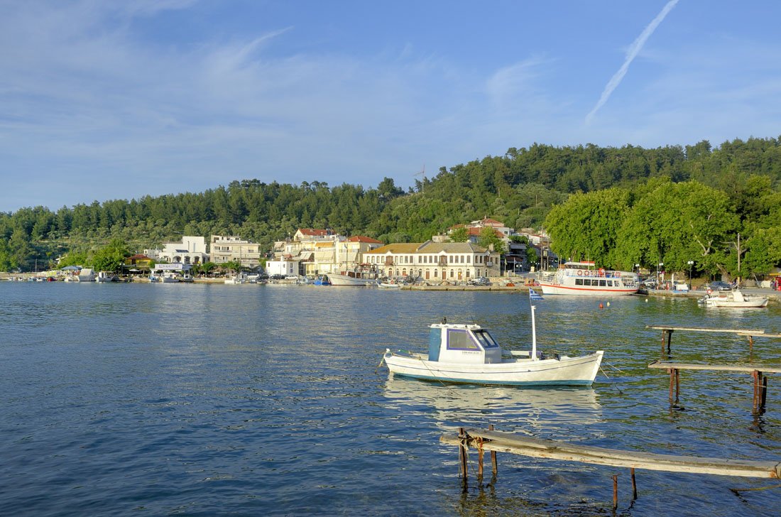 De plaats Limenas op Thassos in Griekenland_3