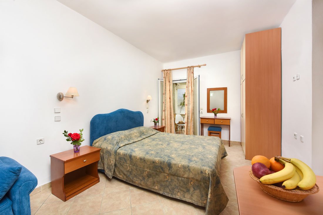 studio b 23 p huize athina in messonghi_3.jpg