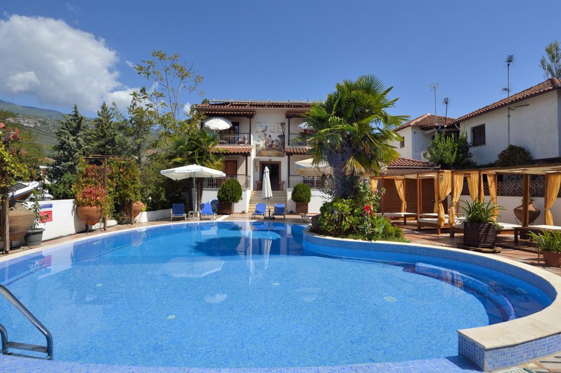 huize enalion in kala nera in pilion 8