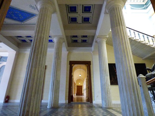 stadhuis ermoupolis4.jpg