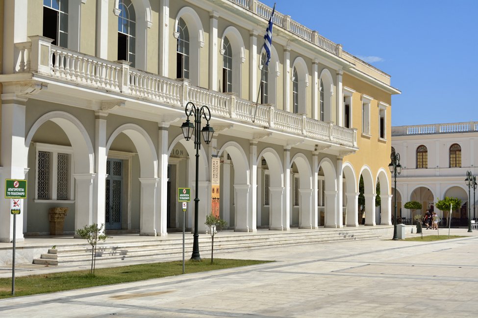 zakynthos_town_1133.jpg