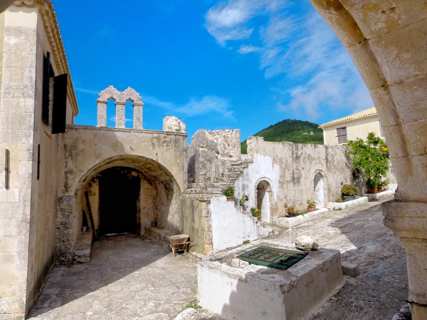 orthonies_spiliotisa_monastery_2222.jpg