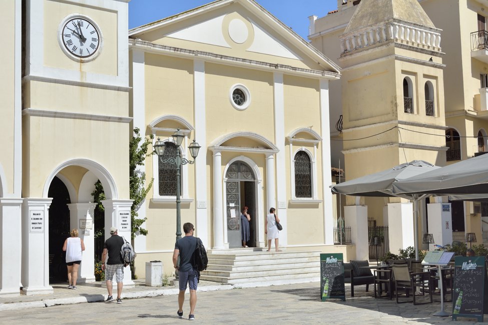 zakynthos_town_1118.jpg