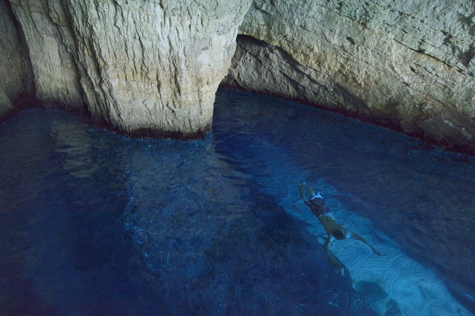 blue_caves_804.jpg