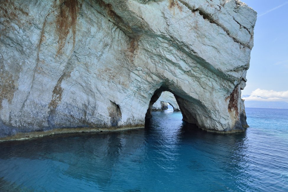 blue_caves_745.jpg