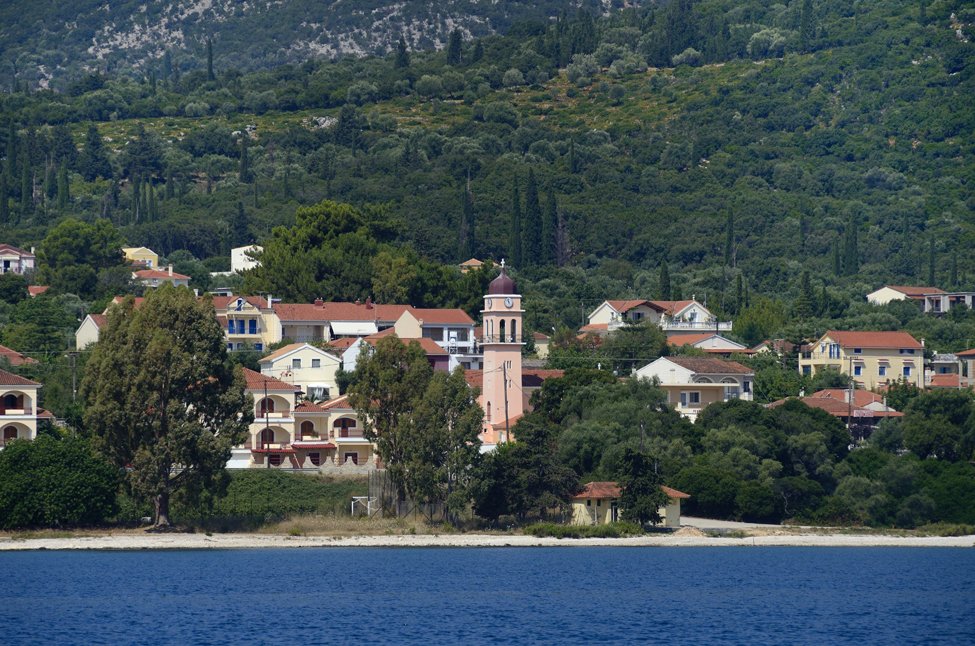 het dorp karavomilos op kefalonia 
