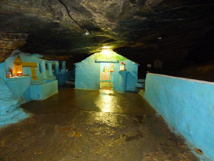 samos-pabagia spiliani.jpg