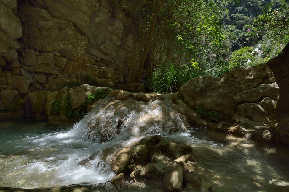 Polilimnio-watervallen