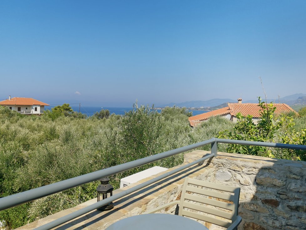 Petrino Peloponnesos NEW