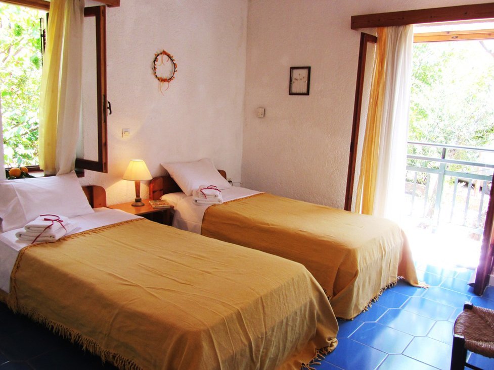 Petrino Peloponnesos NEW