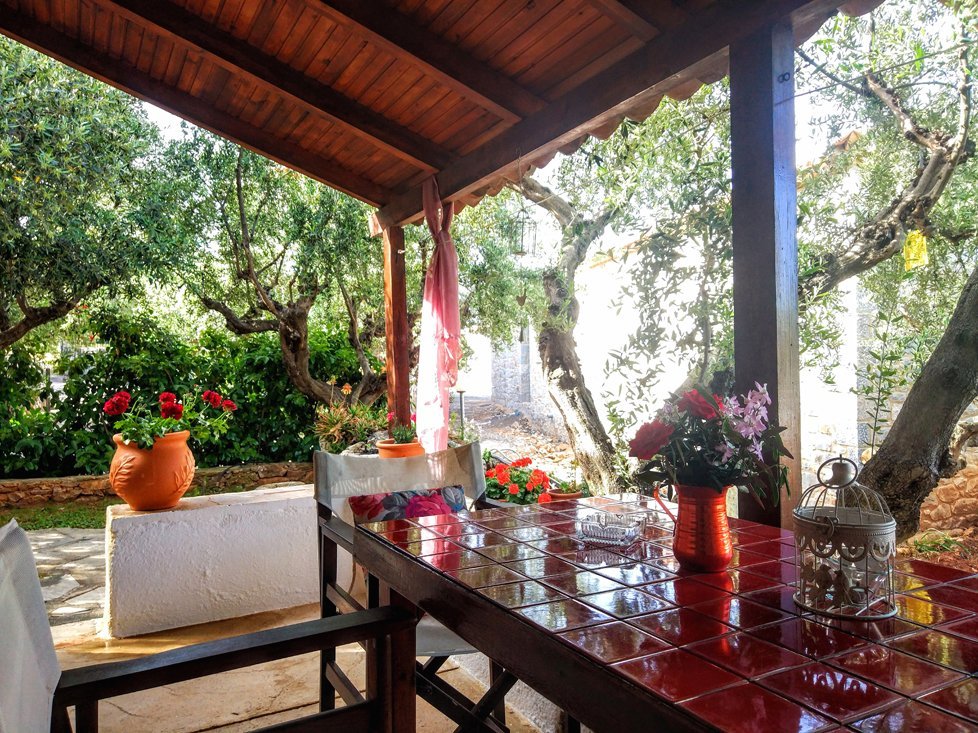 Petrino Peloponnesos NEW