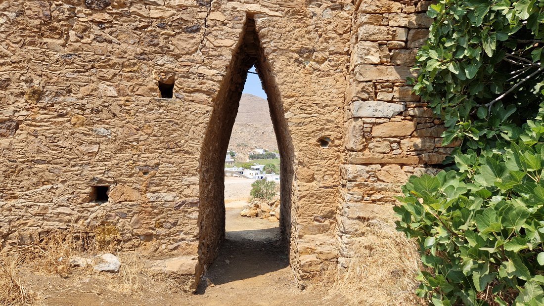 Serifos megalo livadi mining 9.jpg