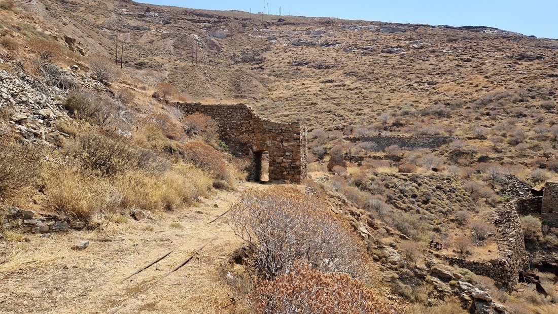 Serifos megalo livadi mining 7.jpg