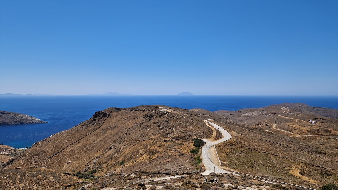 Serifos Megalo Livadi aspros pyrgos 24.jpg