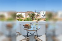 Huize Dorkas Serifos, kamer 2p