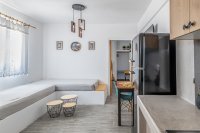 Huize Dorkas Serifos, Appartement 2/4 p