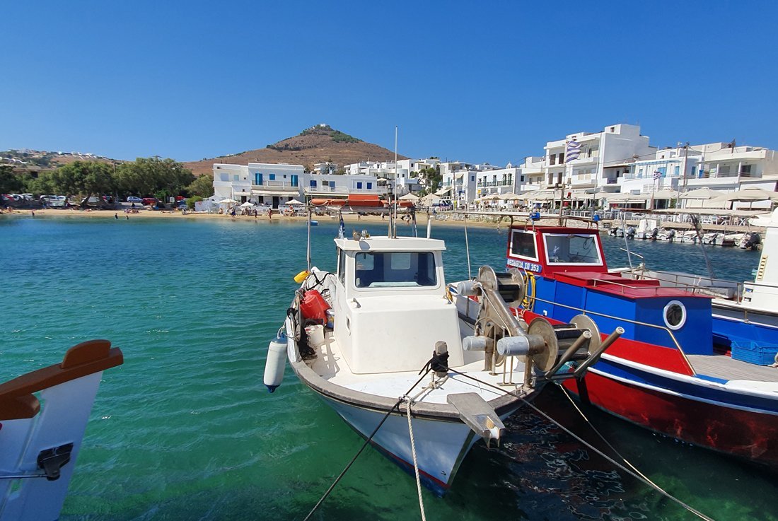 Paros piso livadi (18).jpg