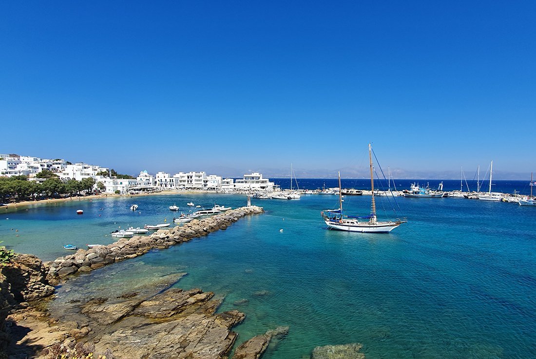 De plaats Piso Livadi op Paros